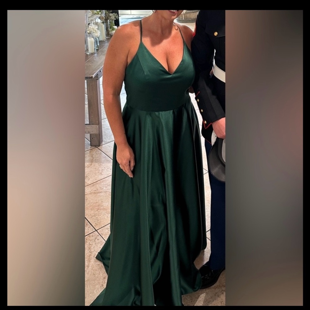 Elegant Green Evening Gown
